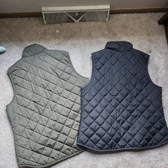 Quilted Green and Black Vests - Picture 2 of 6